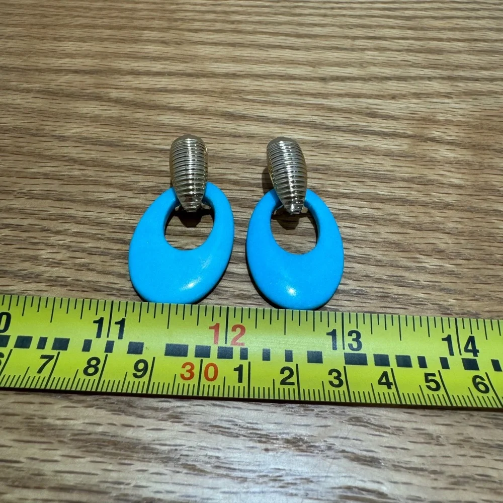 Vintage 1980s turquoise colored gold toned earrings with removable enhancers - Picture 2 of 5